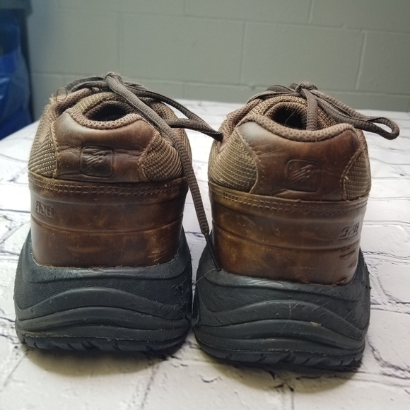 New Balance 928 brown leather walking shoes - Picture 7 of 16